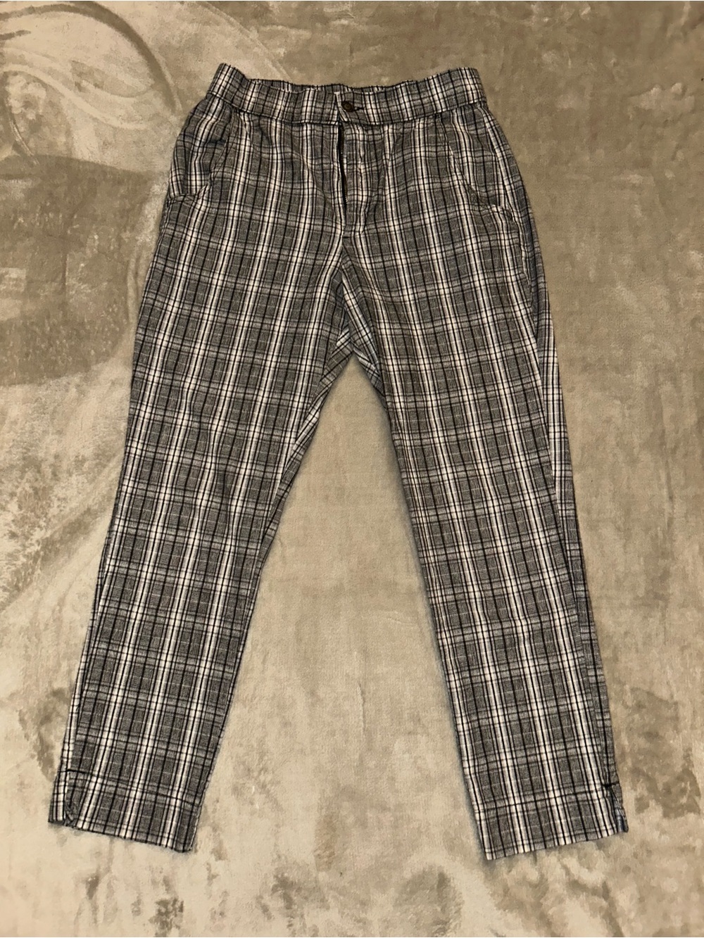 Hollister Black and White Plaid Trousers Size S